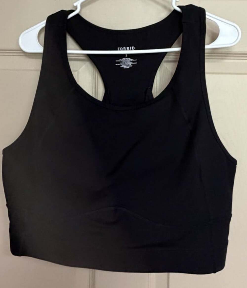 Women’s Torrid Active Black Racerback Sports Bra Workout Gym, size 3 2X/3X
